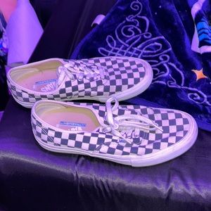 off white/navy vans authentics size 9